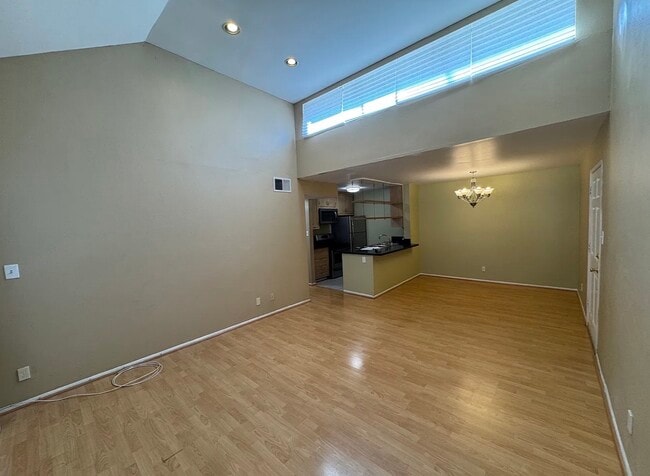 Foto del edificio - 5700 Etiwanda Ave