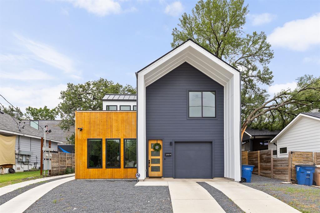 Foto principal - 2919 E 13th St