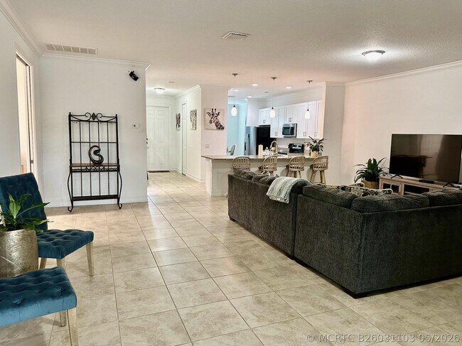 Foto del edificio - 6112 NW Cullen Way