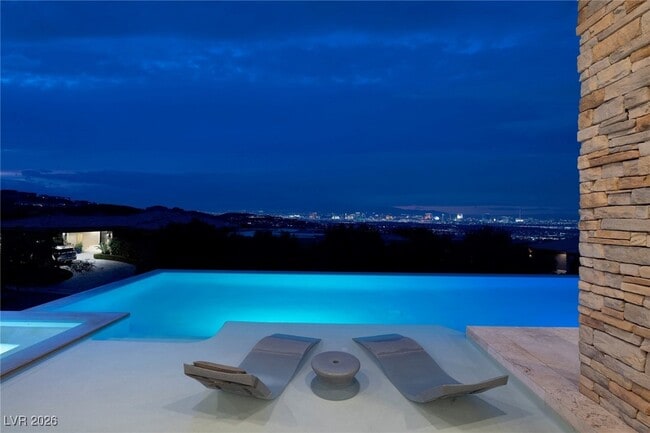 Foto del edificio - 675 Scenic Rim Dr