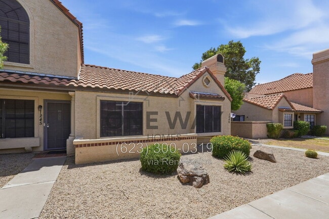 Building Photo - 5704 E Aire Libre Ave