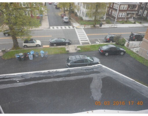 Primary Photo - 495 Pleasant St