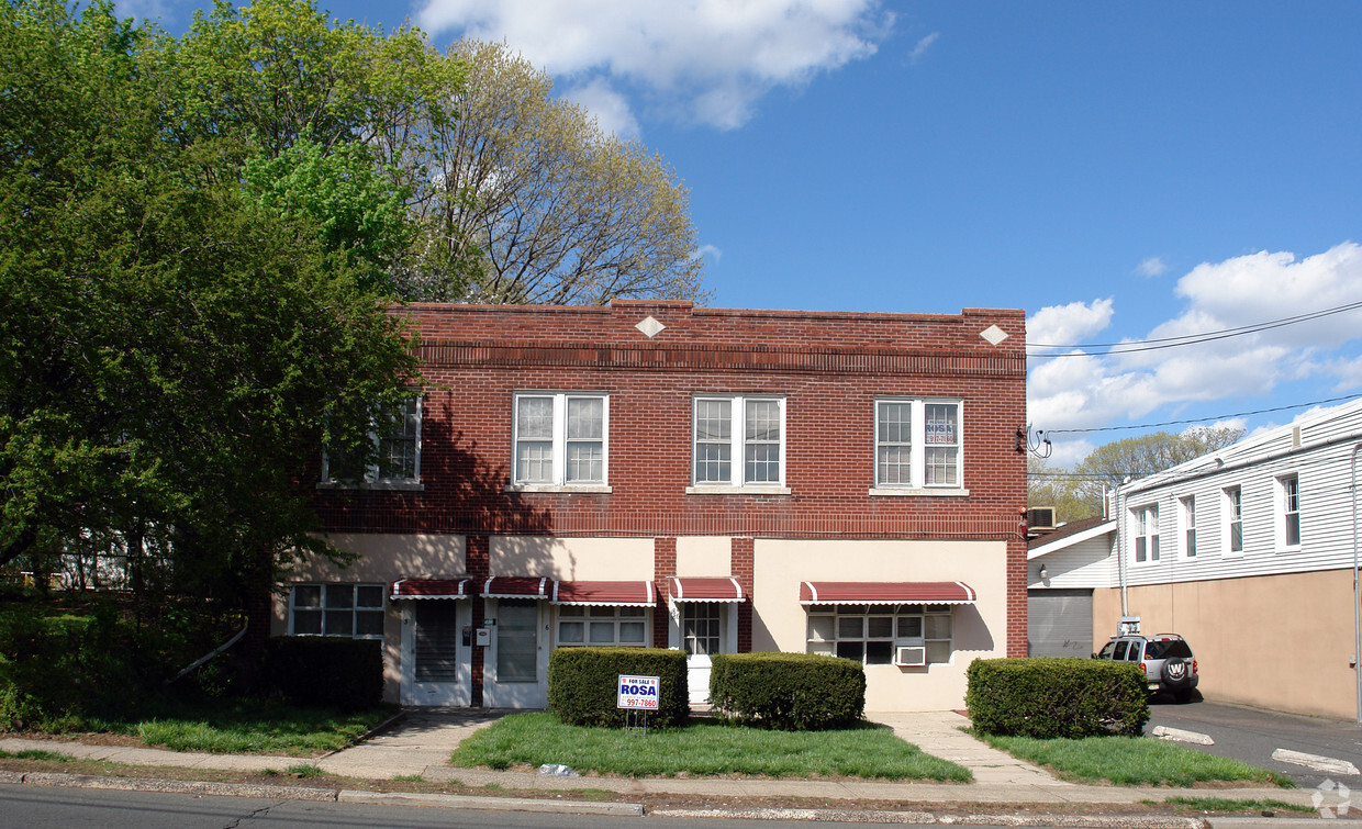 Building Photo - 184-186 Kingsland St