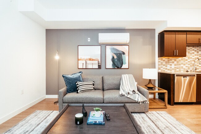 Foto del edificio - 400 Station Park Cir