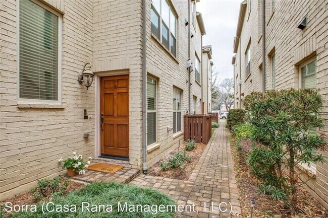 Foto del edificio - 3 br, 3.5 bath House - 4524 Emerson Ave #6