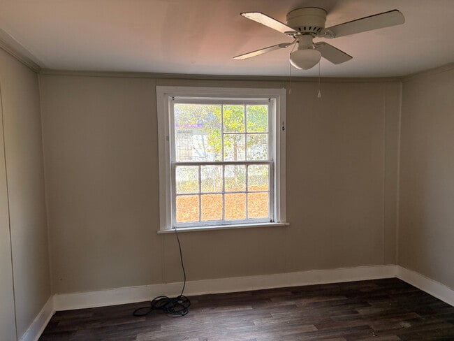 Foto del edificio - 1256 Bailey Ave