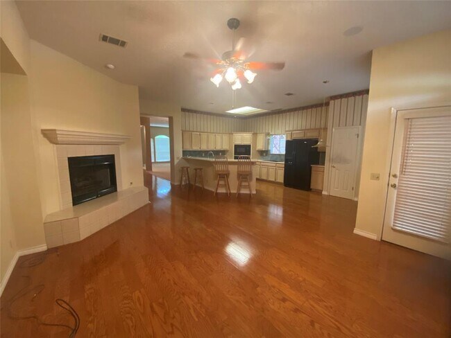 Building Photo - 11015 Andenwood Dr
