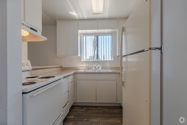 2HAB, 2BA - 667 ft² - Sunset Trails