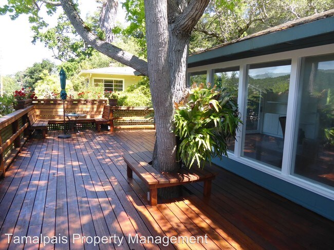 Foto del edificio - 3 br, 2 bath House - 21 Pleasant Lane