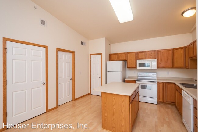 Building Photo - 29 Redtail Bend