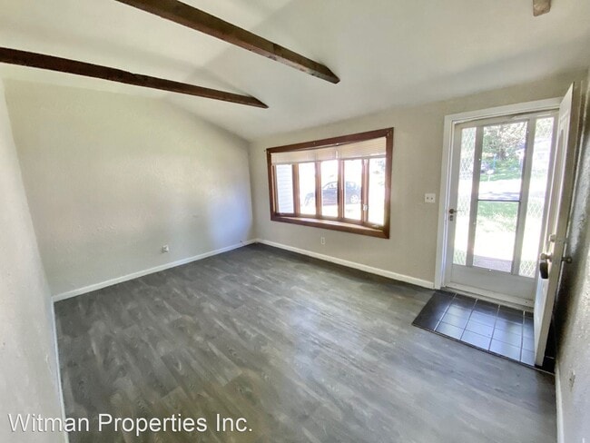 Building Photo - 3 br, 1 bath House - 91 Corcoran Blvd