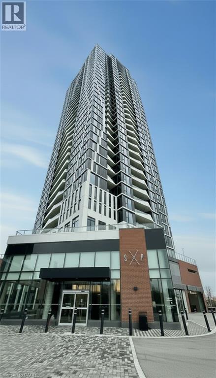 Building Photo - 25 Wellington St S