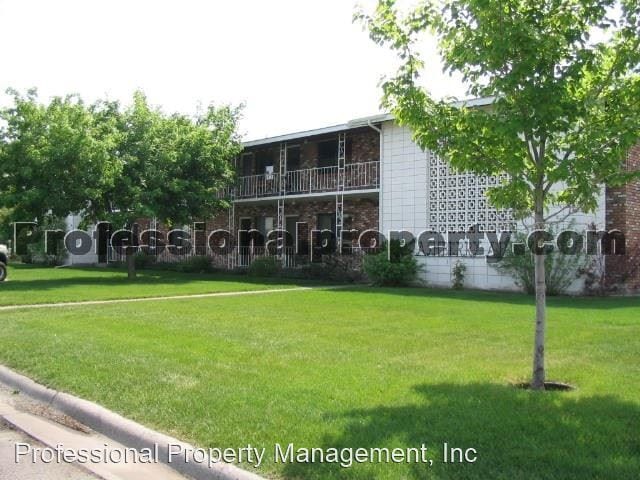 Building Photo - 1519-1521 Ashberry Ct