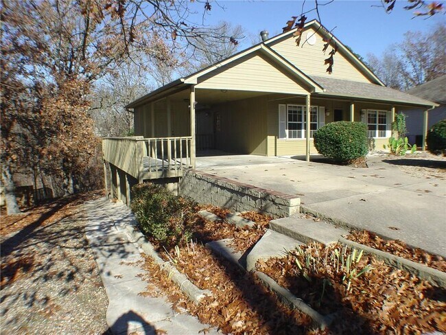 Building Photo - 22 Lord Nelson Dr