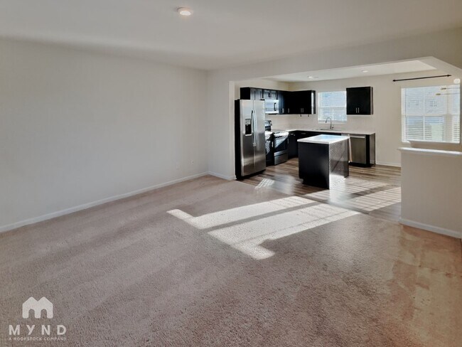 Foto del edificio - 2409 Fathom Wy