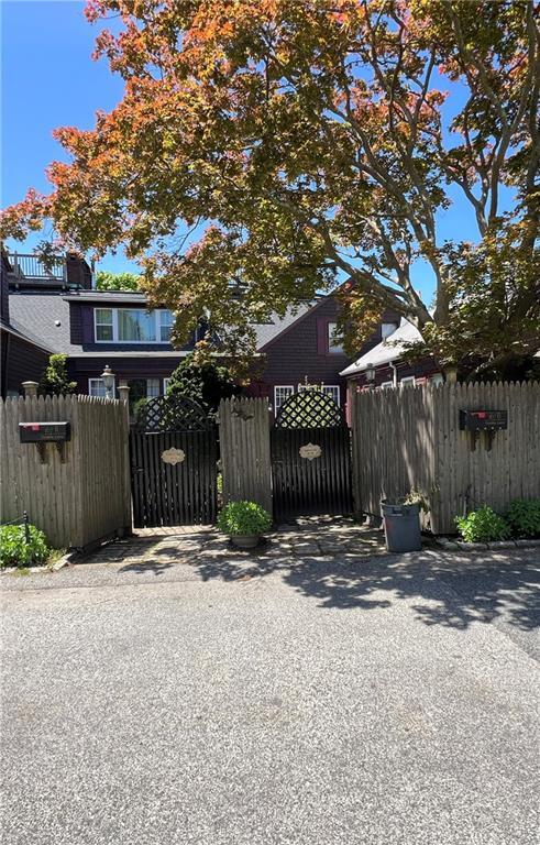 Primary Photo - 167 Coggeshall Ave