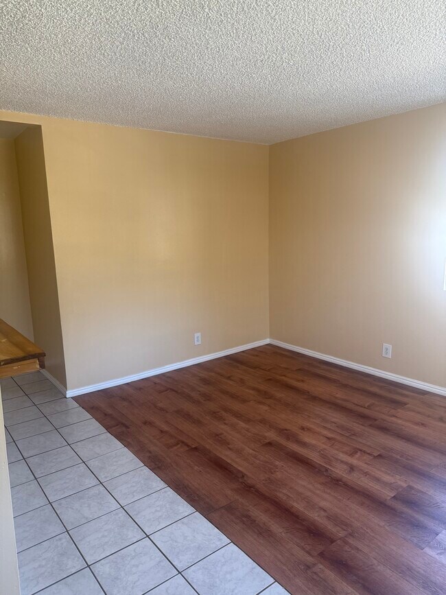 Foto del edificio - 2608 Manhattan Ave