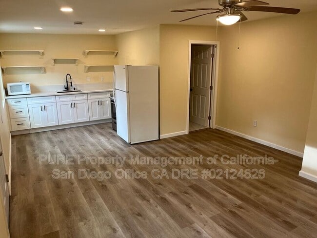 Building Photo - 134 Demona Pl