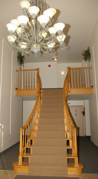 Front Stairs 1 - Oak Terrace Apartments