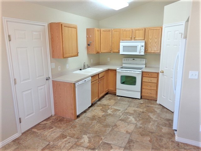 Building Photo - 1457 S 2250 E