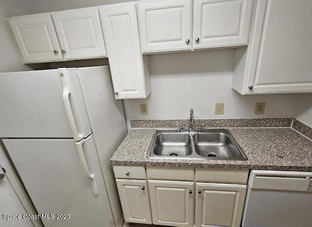 Foto del edificio - 3510 Sable Palm Ln