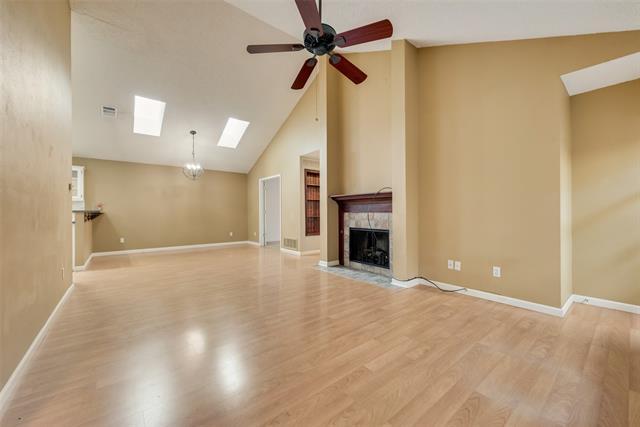Building Photo - 5034 Hearthcrest Dr