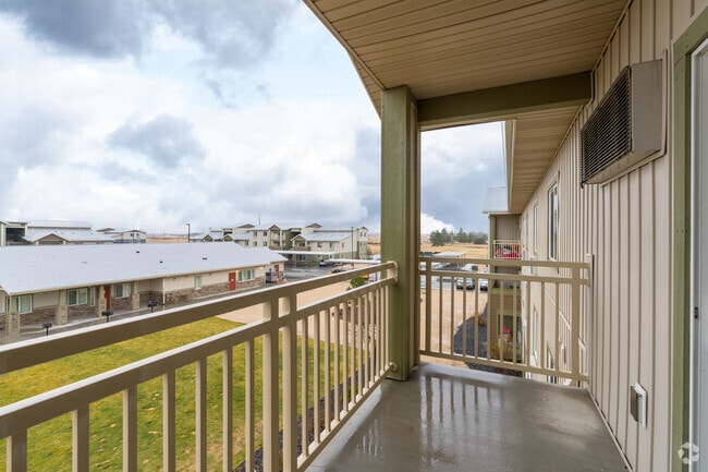 3BR, 2BA - 1265SF - Balcony - Basalt Ridge Apartments