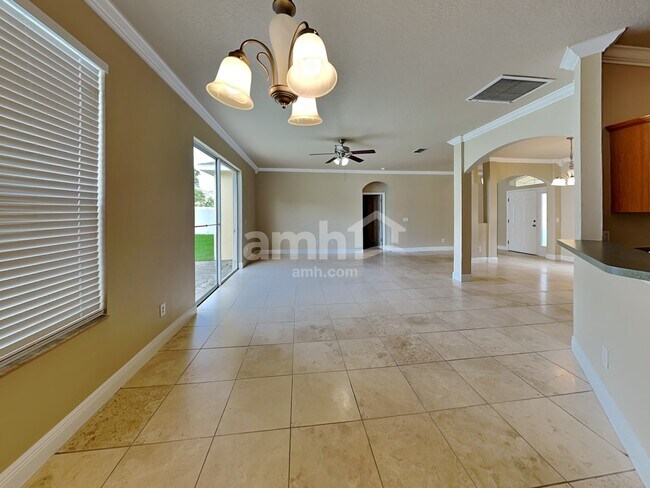 Foto del edificio - 239 Traditions Dr