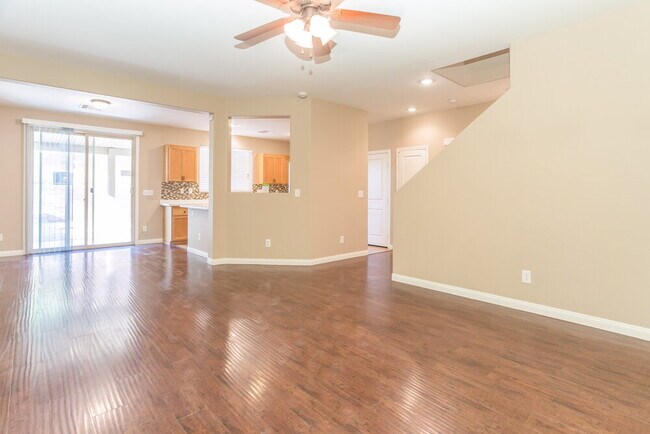Foto del edificio - 10731 Iona Island Ave