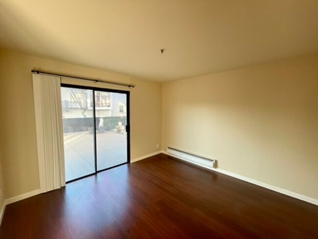 Foto del edificio - Updated 1BR in Fantastic Mission Location!!