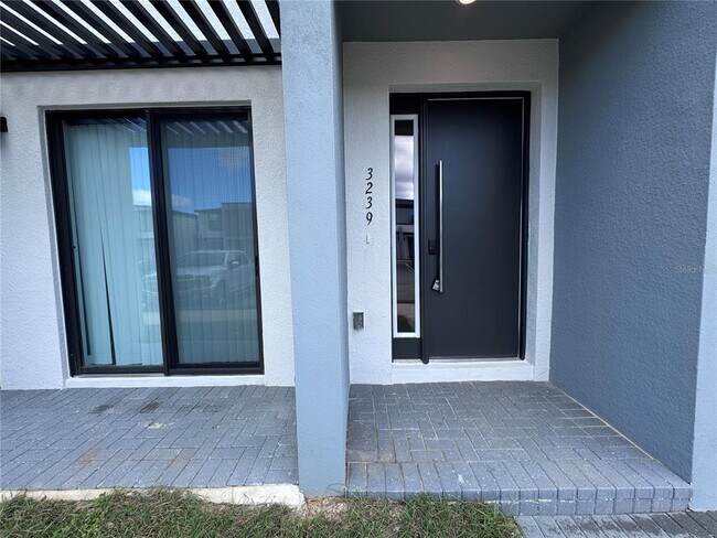 Foto del edificio - 3239 Sustainable Wy