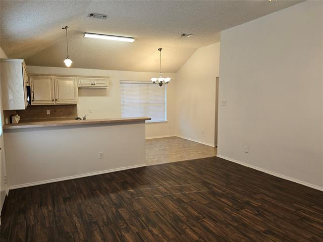 Foto del edificio - 616 Sawyer Dr