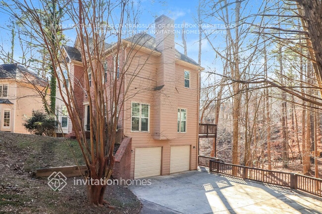 Foto del edificio - 3618 Broken Arrow Dr