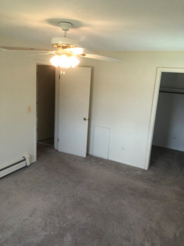 Foto del edificio - 5950 Andrews Rd