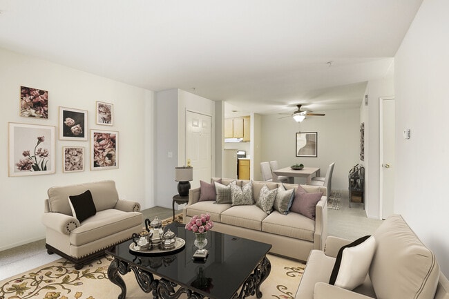 Building Photo - Lakeshore Apartments