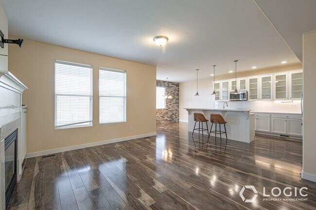 Foto del edificio - 5475 N Chestnut St