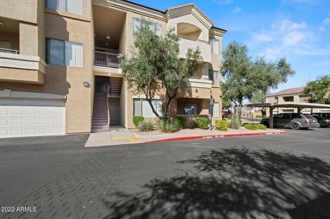 Building Photo - 18416 N Cave Creek Rd