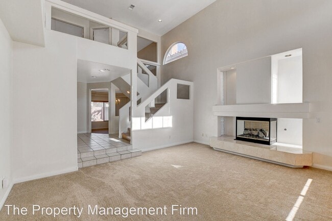 Building Photo - 4 br, 2.5 bath House - 6240 Tuckaway Cove Ave