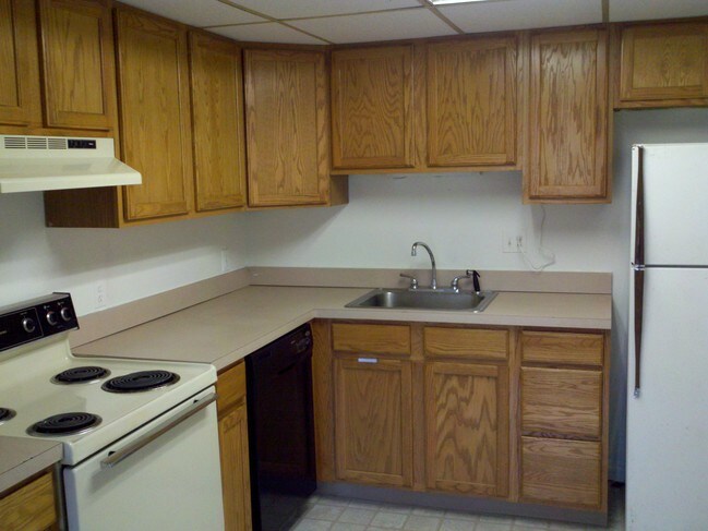 Building Photo - Willow Bend Townhomes