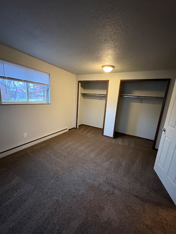 Foto del edificio - 1339 Diana Pl NW