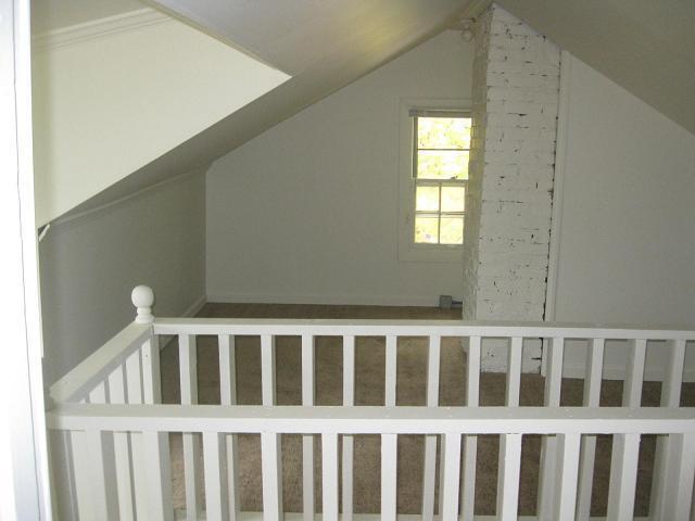 Building Photo - Beautiful Cape Cod home with large fenced ...