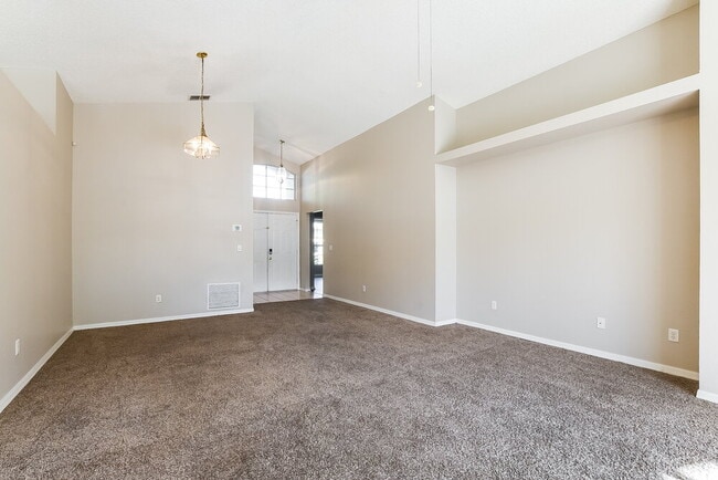 Foto del edificio - 234 Bay Meadow Dr