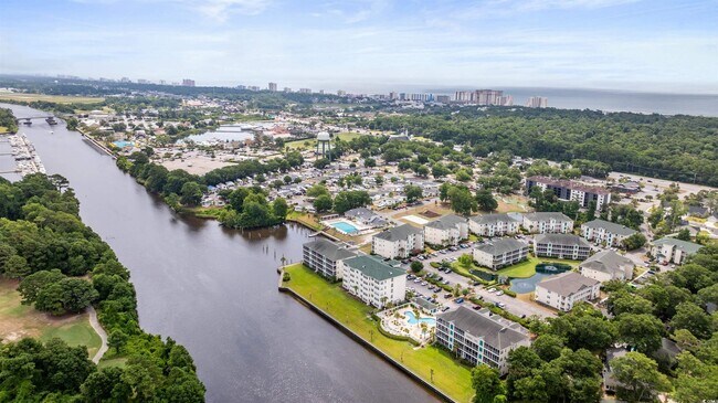 Foto del edificio - 10412 Holland Ct