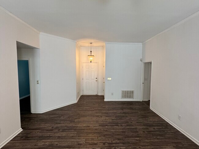 Building Photo - 3206 Rheinwood Ct