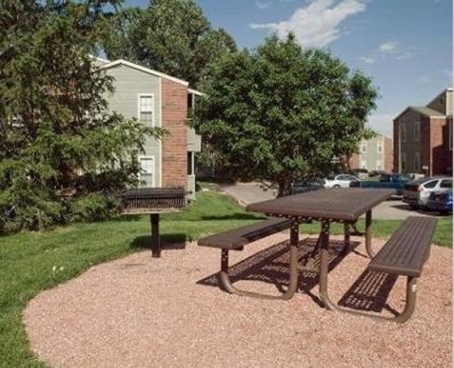 Mountain View Apartment Homes Rentals Colorado Springs, CO