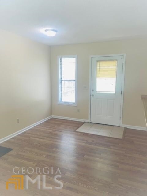 Foto del edificio - 144 Creekwood Cir
