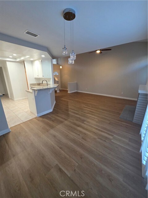 Foto del edificio - 2211 Carob Way