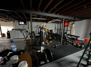 Building Photo - 107 Fairview Ave