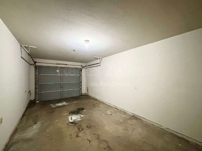 Building Photo - 1702 Joseph Ct