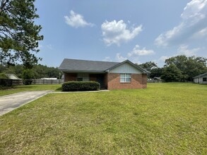 Building Photo - 520 Jefferson Cir